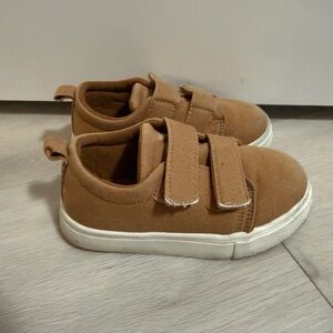Toddler Tan Gerber Velcro shoes